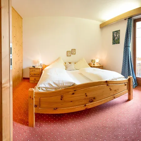 Grubenhof ファームステイ フルプメス